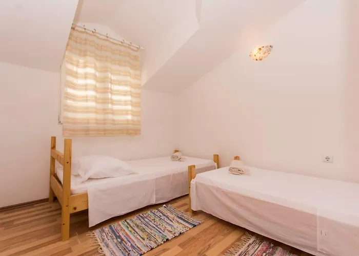 Διαμέρισμα Mia *