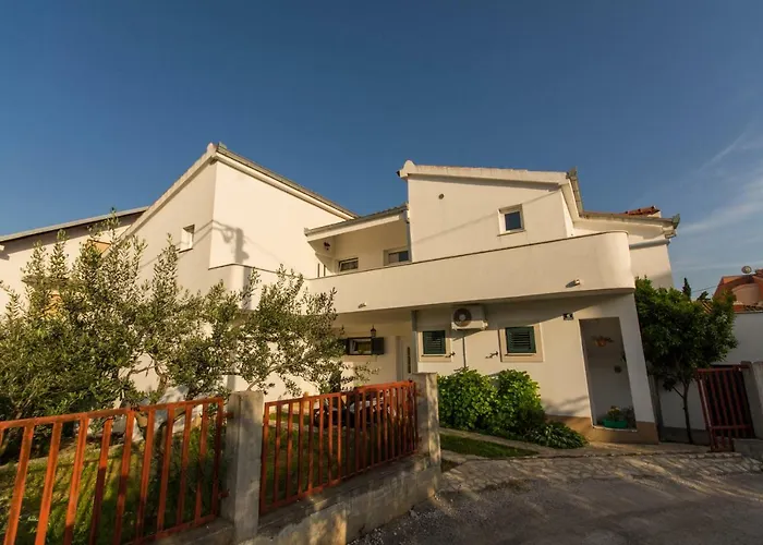 Διαμέρισμα Mia *